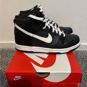 Nike Black and White Women's High-Top Sneakers